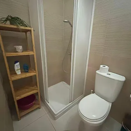 1 Bedroom Flat Near Finikoudes Apartament