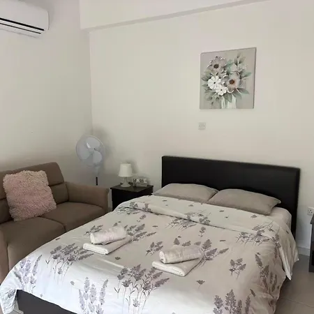 Apartament 1 Bedroom Flat Near Finikoudes *