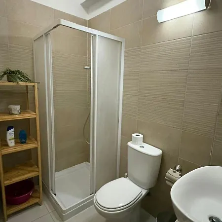 דירה 1 Bedroom Flat Near Finikoudes